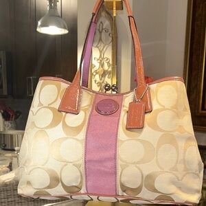 Coach Signature Stripe Kisslock Satchel,
Excellent Like New Condition Y2K